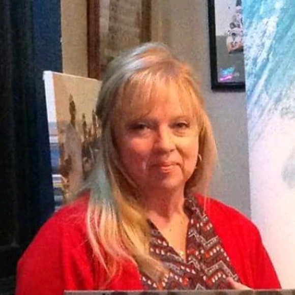 Meet your Posher, Glenda - Picture 1 of 1